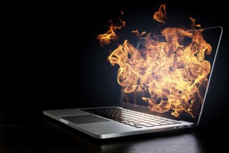 炎上の構造から考えるSNSの炎上対策とは