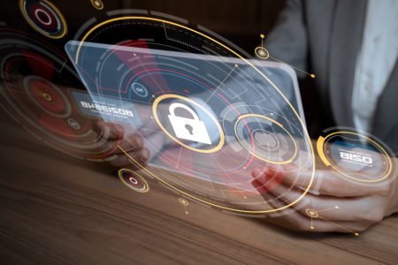 快適で安全なサービス運営の実現へ〜各種サービスにおける本人確認業務の現状とその意義を考える